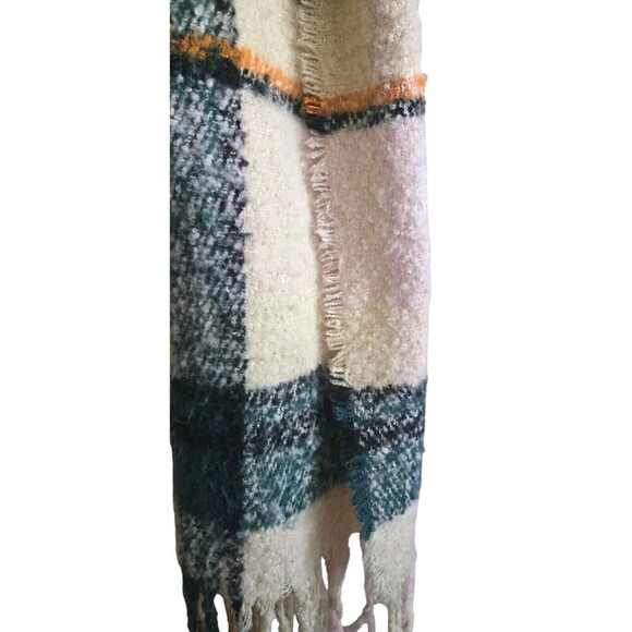 Steve Madden Scarf Women's OS Tan Plaid Fringe Oversized Blanket Wrap Soft - Picture 2 of 7